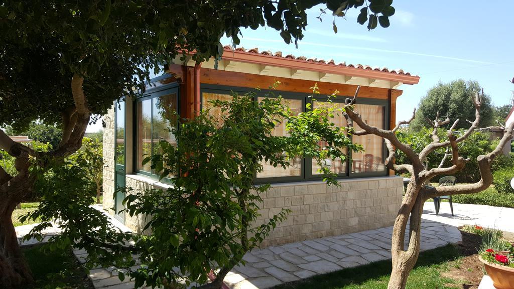 Villa Alla Corte Di Nonna Maria Pozzallo Exterior foto